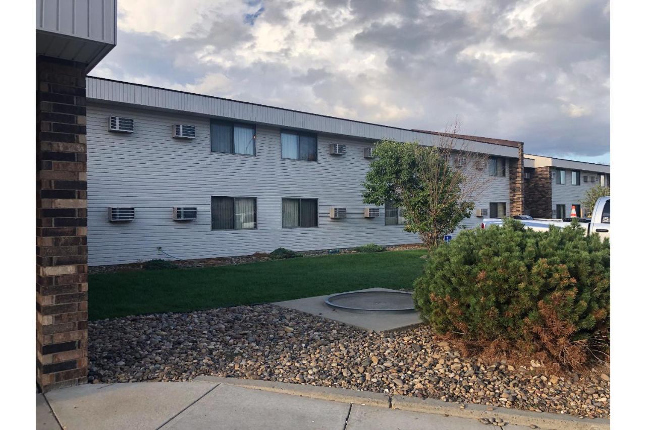 Oyo Hotel Glendive - Yellowstone River Exterior foto