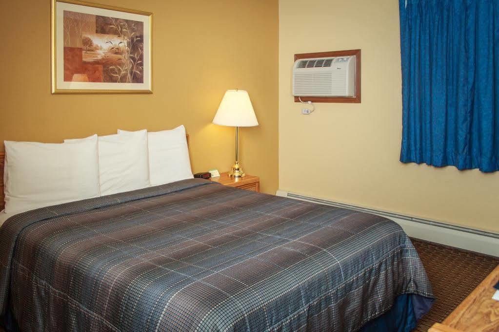 Oyo Hotel Glendive - Yellowstone River Exterior foto